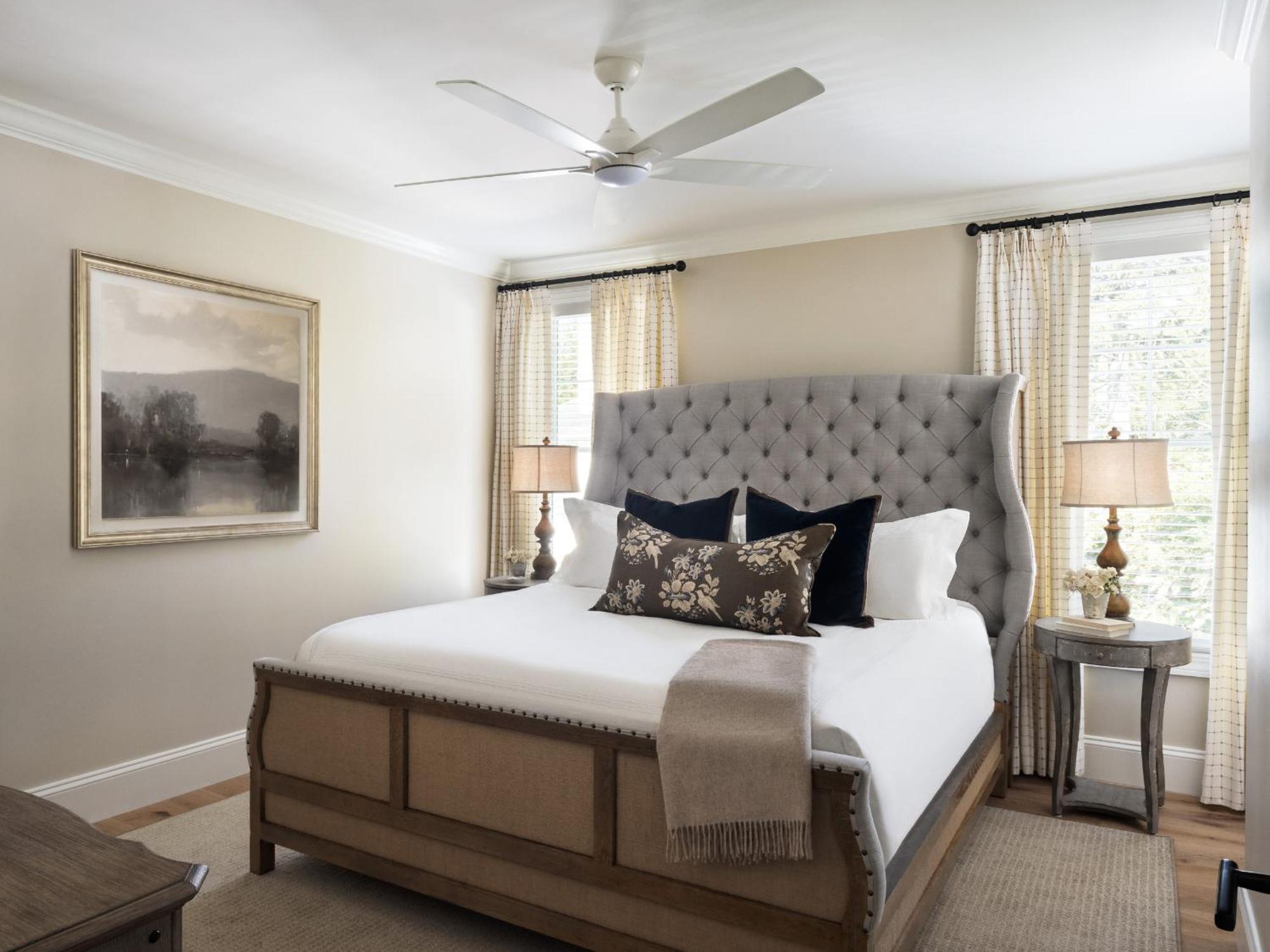 1313 West Luxury Boutique Hotel แอนแนโพลิส ภายนอก รูปภาพ